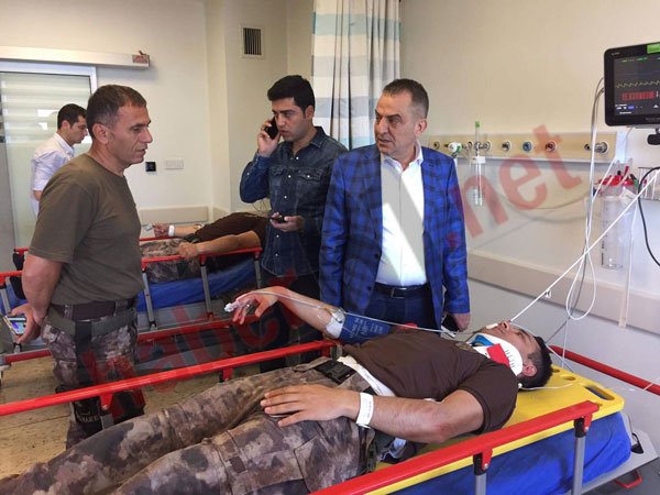 Trabzon'da kaza - Elektrik direğine çarptı