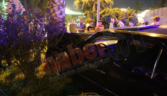 Trabzon'da kaza; Tır otomobile çarptı