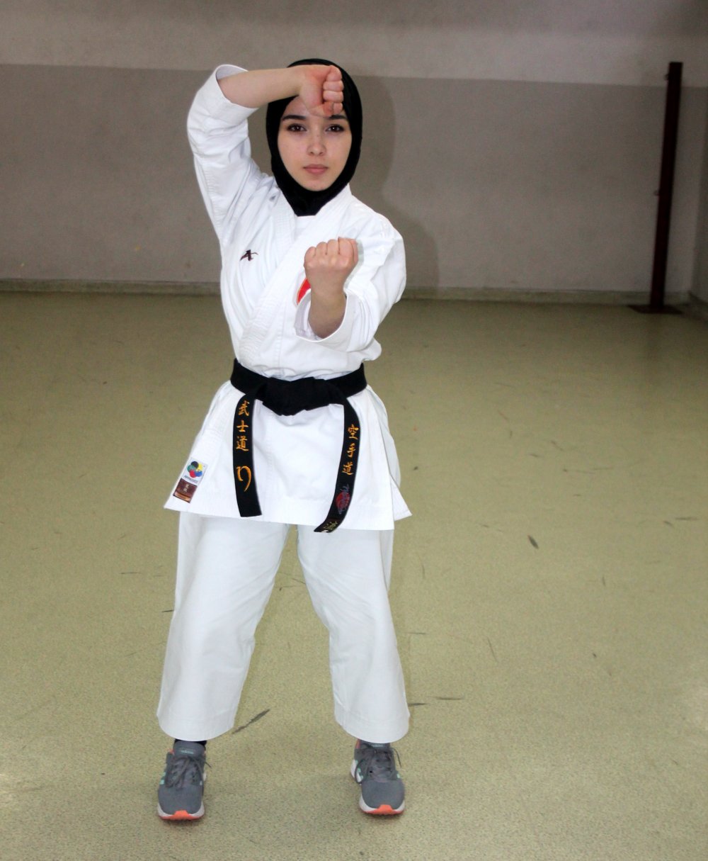 Kendini korumak için karateye başladı, Avrupa şampiyonu oldu