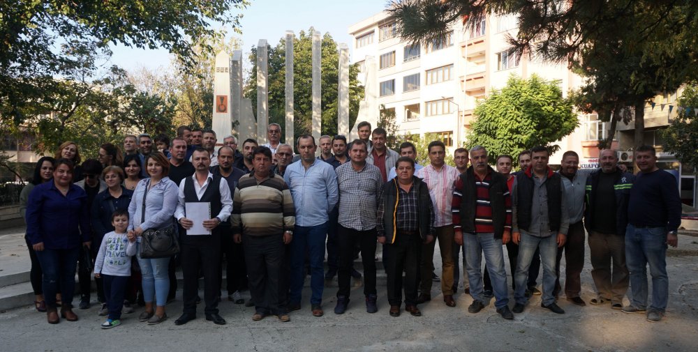 MHP'de Akşener için toplu istifa