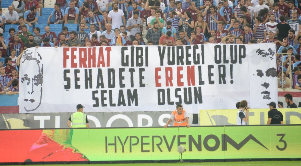 Trabzonspor maçında herkes İyi ki varsın Eren dedi 