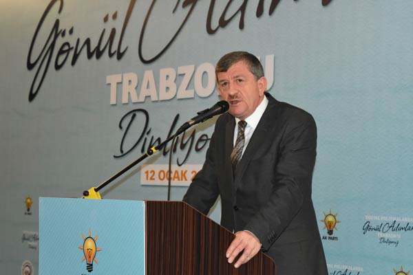 Bakan Donanma Üssü için Trabzon'a gelecek