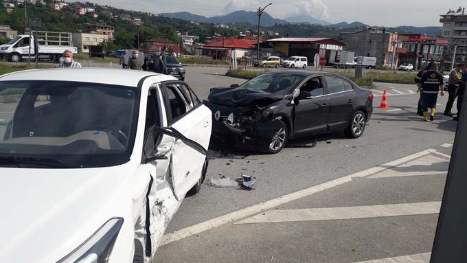 Trabzon yönüne giderken kaza: 4 kişi yaralandı