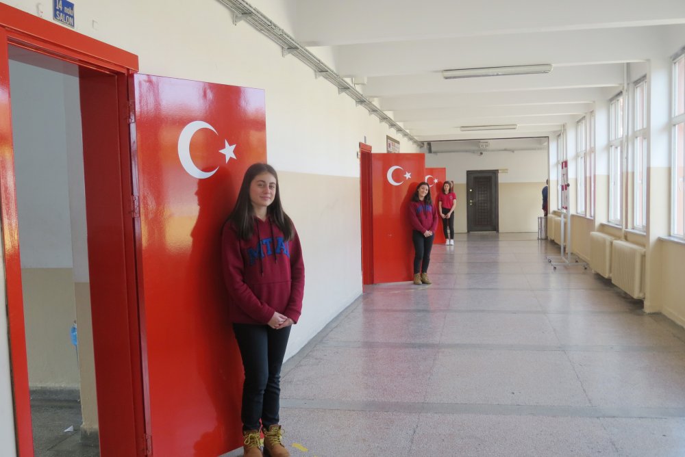 Trabzon'daki okuldan örnek davranış