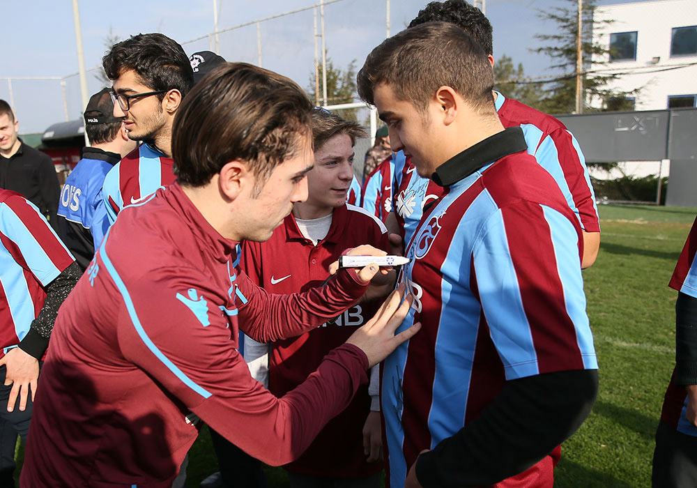 Trabzonspor antrenmanına sürpriz ziyaret
