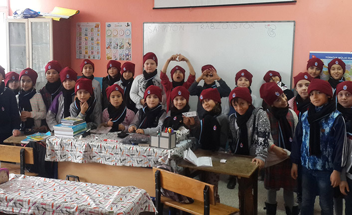 Trabzonspor'dan İnegöl'deki çocuklara destek
