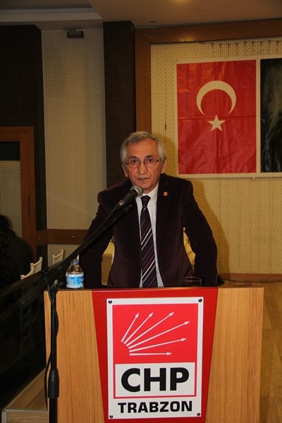Trabzon'da CHP İl Danışma Kurulu toplantısında anayasa eleştirisi